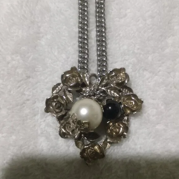 Luxury solid high quality well-design cleverly adjustable necklace with pendant